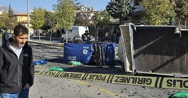 Kayseri’de feci kaza: Kamyon otomobile çarptı