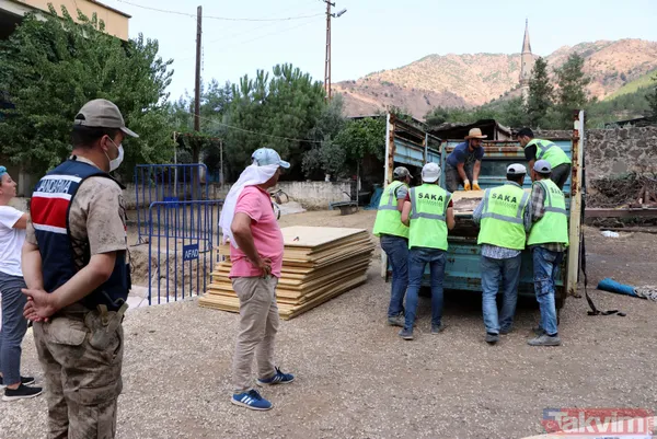 Kaçak kazıda bulunan mozaikler 98 parçaya bölünerek Zeugma Mozaik Müzesi'ne taşınıyor - 10