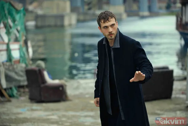 Yıldızlar geçidine döndü! Çukur'dan tek tek ayrılmışlardı! Uyanış Büyük Selçuklu'dan yıldız isim için flaş adım - 14