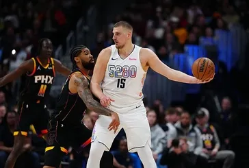 Nikola Jokic’ten tarihi performans