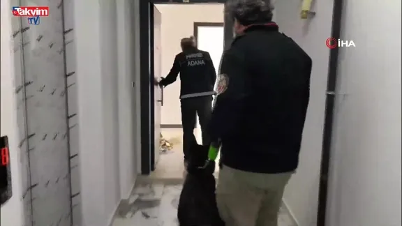 Adana'da 72 bin ecstasy operasyonu: "Bizim değil" savunması yapan 2 şüpheli tutuklandı