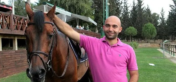 Milli binici Ömer Karaevli, 2016 Rio Olimpiyatları'na kota alarak, 56 yıl aradan sonra bunu gerçekleştiren ilk Türk binici oldu