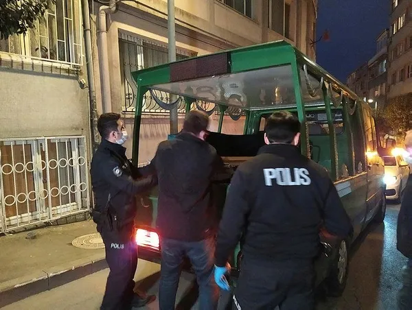 Kendimi iyi hissetmiyorum diyen ünlü senarist Alper Özgen evinde ölü bulundu!-2