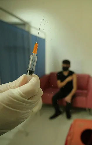 Son dakika: Sağlık Bakanı Fahrettin Koca'dan flaş aşı çağrısı!