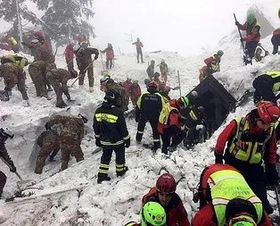 İtalya’da helikopter düştü