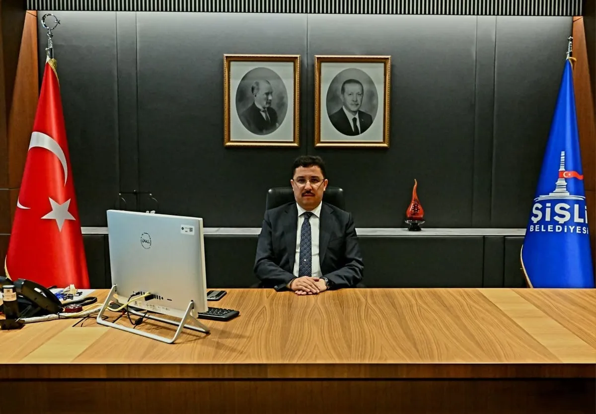 sisli-belediyesinde-yeni-donem-baskan-vekili-olarak-ayhan-terzi-atandi-1778613834008.jpeg Şişli Belediyesi’nde yeni dönem: Başkan Vekili olarak Ayhan Terzi atandı-2