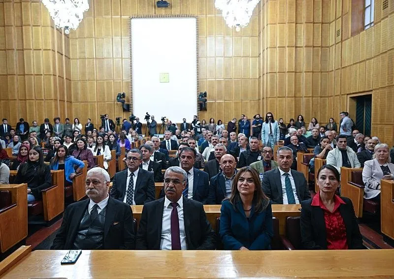 DEM Parti TBMM grup toplantısı (AA)