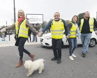 Halaya Fransız kalmadılar