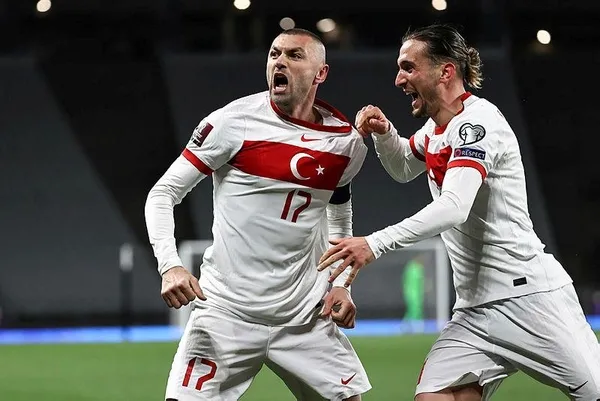 Milli Takım’ın 4-2’lik zaferi dış basında geniş yankı uyandırdı: Türkiye Hollanda'yı rezil etti-8