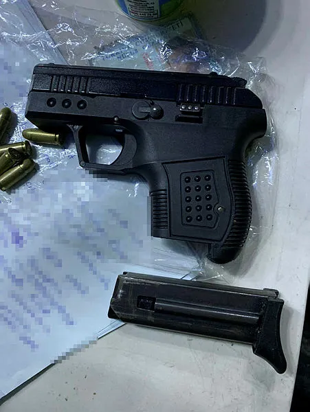 cezaevinden-firarisi-koronavirus-denetiminde-yakalandi-1589711830474.jpg Cezaevi firarisi koronavirüs denetiminde yakalandı!-1