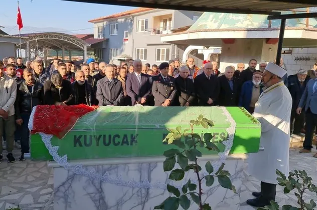 Patlamada hayatını kaybeden Cennet duvağı ile son yolculuğuna uğurlandı