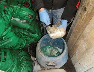Varil içinde gizlenen uyuşturucuyu Zeus buldu
