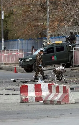 Afganistan'da Taliban saldırısı: 25 ölü