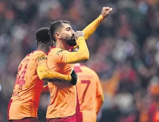 Orta sahada Albay Kerem Demirbay