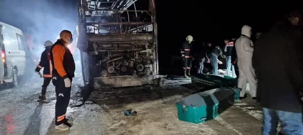 TIR’a çarpan otobüs alev aldı: 2’si şehit 3 ölü