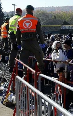 Avusturya'da hedef Müslüman kadınlar