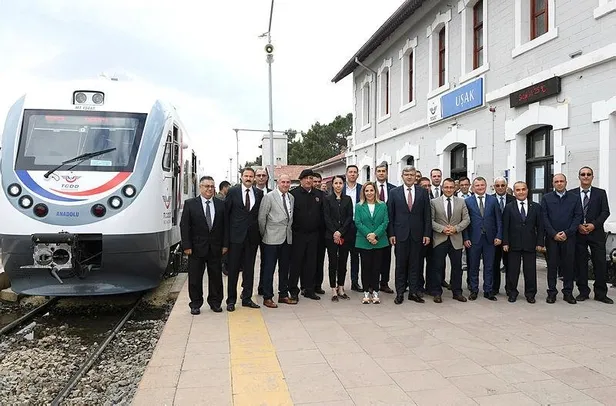 Anadolu DMU Milli Tren Seti Uşak'ta test sürüşüne başladı-3