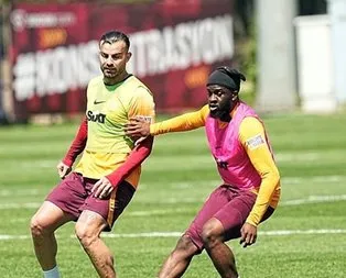 Aslan topbaşı yaptı