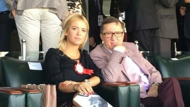 Halkçılık edebiyatıyla prim kasan İPli Lütfü Türkkanın kızı Dilara Türkkanın 7 bin TLlik ayakkabısı sosyal medyanın gündeminde