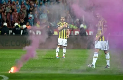 Trabzonspor F.Bahçe maçında çıkan olaylar sosyal medyayı salladı