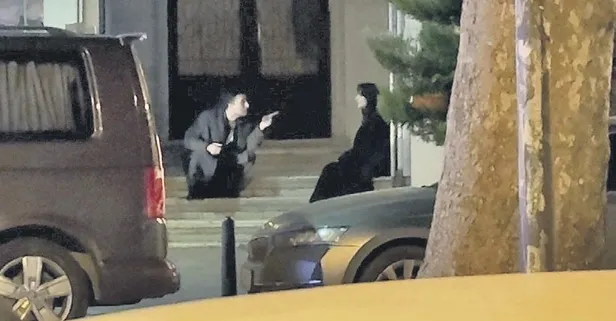Taksim’de ünlü çiftin aile içi tartışması objektiflere yansıdı!