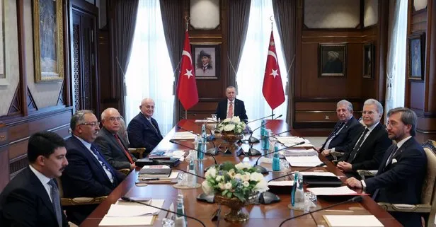 SON DAKİKA: Yüksek İstişare Kurulu Başkan Erdoğan liderliğinde toplandı