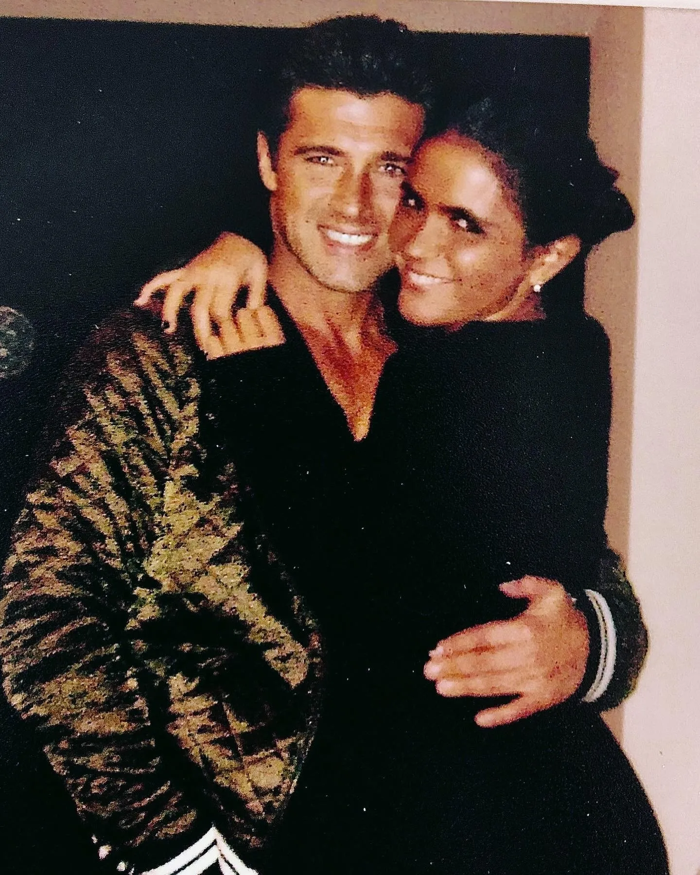 Kağıt üzerinde hala evliler! Uğur Yücel'in 42 yıllık eşi bakın hangi oyuncu çıktı! - 61