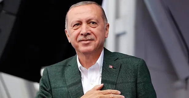 Başkan Recep Tayyip Erdoğan, yenilenen Vaniköy Camisi'nin fotoğrafıyla cuma mesajı paylaştı