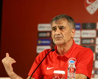 Türkiyenin İzlanda maçı 11i belli oldu! İşte Şenol Güneşin planı