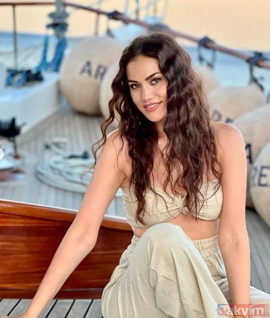 Fahriye Evcen eşi Burak Özçivit ve oğlu Karan'la denizin içinden paylaştı sosyal medya onları konuştu: "Babasının hık demiş burnundan düşmüş" - 2