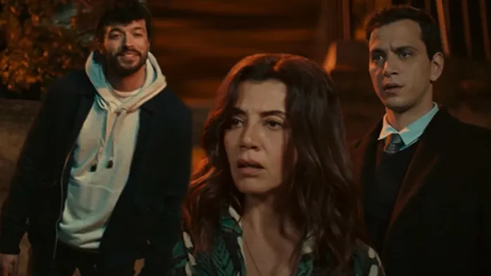 omer-dizisinde-kantarin-topuzunu-kaciracak-ayrilik-pilisini-pirtisini-toplayip-gonderdiler-1705656466755.jpg Ömer dizisinde kantarın topuzunu kaçıracak ayrılık! Pılısını pırtısını toplayıp gönderdiler-4
