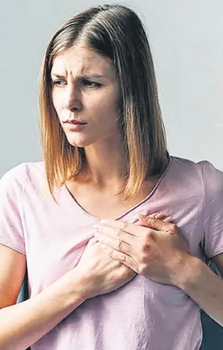 Tedavi edilmediğinde ölüme götüren meme kanserini fındık ve cevizle yenin