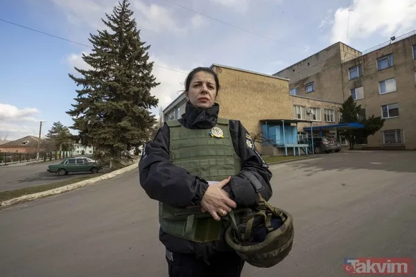 SON DAKİKA: Rusya Ukrayna'yı işgal ediyor! Savaştan en çarpıcı fotoğraflar: Halk metro istasyonlarına kaçtı... Gözlerde korku var - 17