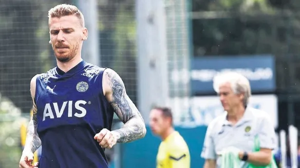 galatasaray-kaan-ayhan-transferinde-son-asamaya-geldi-spor-haberleri-1662509206348.jpeg Galatasaray Kaan Ayhan transferinde son aşamaya geldi! | Spor haberleri-9