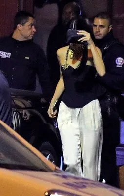 Dünyayı ‘Kim’ kandırıyor!