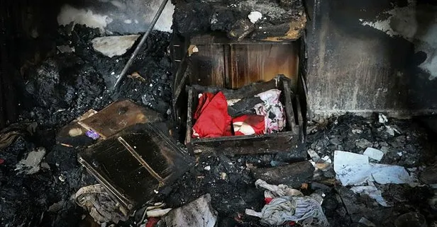 Hatay’da çıkan yangında küle dönen evde çekmecedeki Türk bayrakları yanmadı