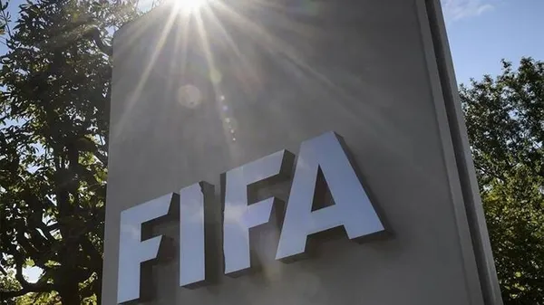 fifadan-yaz-transfer-donemine-iliskin-aciklama-erken-baslayabilir-1591904715794.jpeg FIFA'dan yaz transfer dönemine ilişkin açıklama: Erken başlayabilir-1