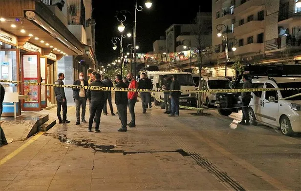 Diyarbakır'da markete EYP'li saldırı: Şüpheliler her yerde aranıyor-1