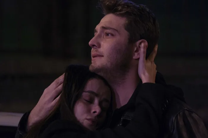 ates-kuslari-38-bolum-fragmani-yayinlandi-beni-cope-atmakta-haklilarmis-1704611974749.jpg Ateş Kuşları 38. bölüm fragmanı yayınlandı: Beni çöpe atmakta haklılarmış!-4