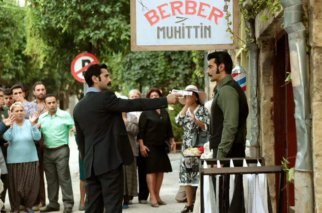 Bir Zamanlar Çukurova 42.yeni bölümde neler olacak? İşte 42.yeni bölüm fragmanı