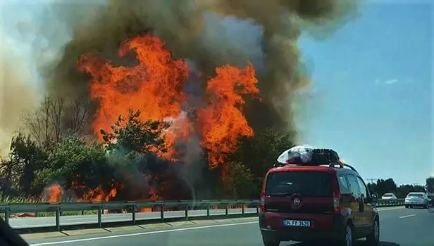 Tekirdağ’da yazlıkçılara yangın şoku!-2