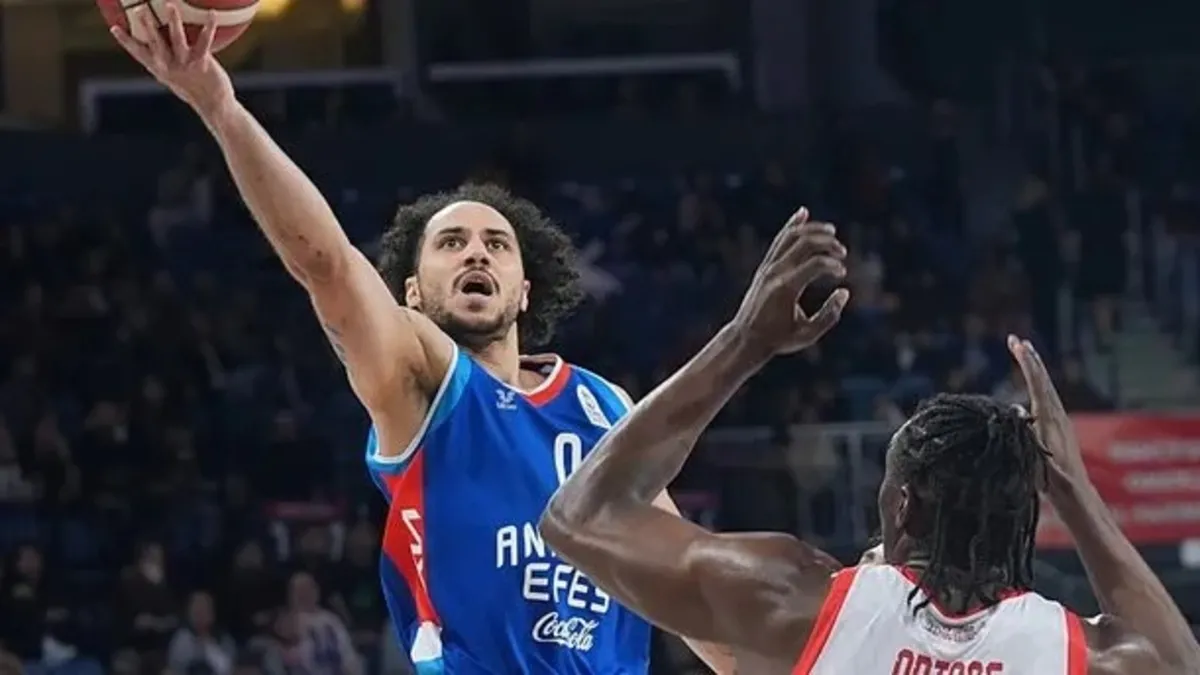 A.Efes Bahçeşehir’i 85-82 yendi!