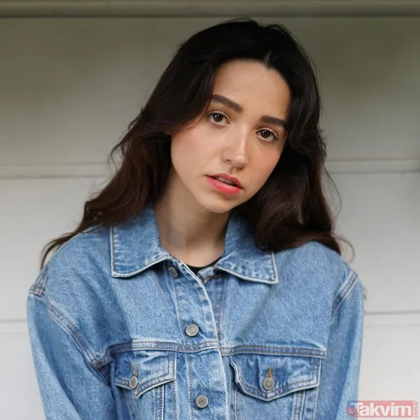 11 aylık evliliğini bitiren Zeynep Bastık sosyal medyanın gündemde! Sütyenin üzerine giydiği sabahlığıyla paylaştı! "Hazır gibiyim..." - 7