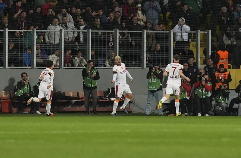 mauro-icardiden-rekor-gol-genclerbirligi-macina-damga-vurdu-1776534698791.jpg