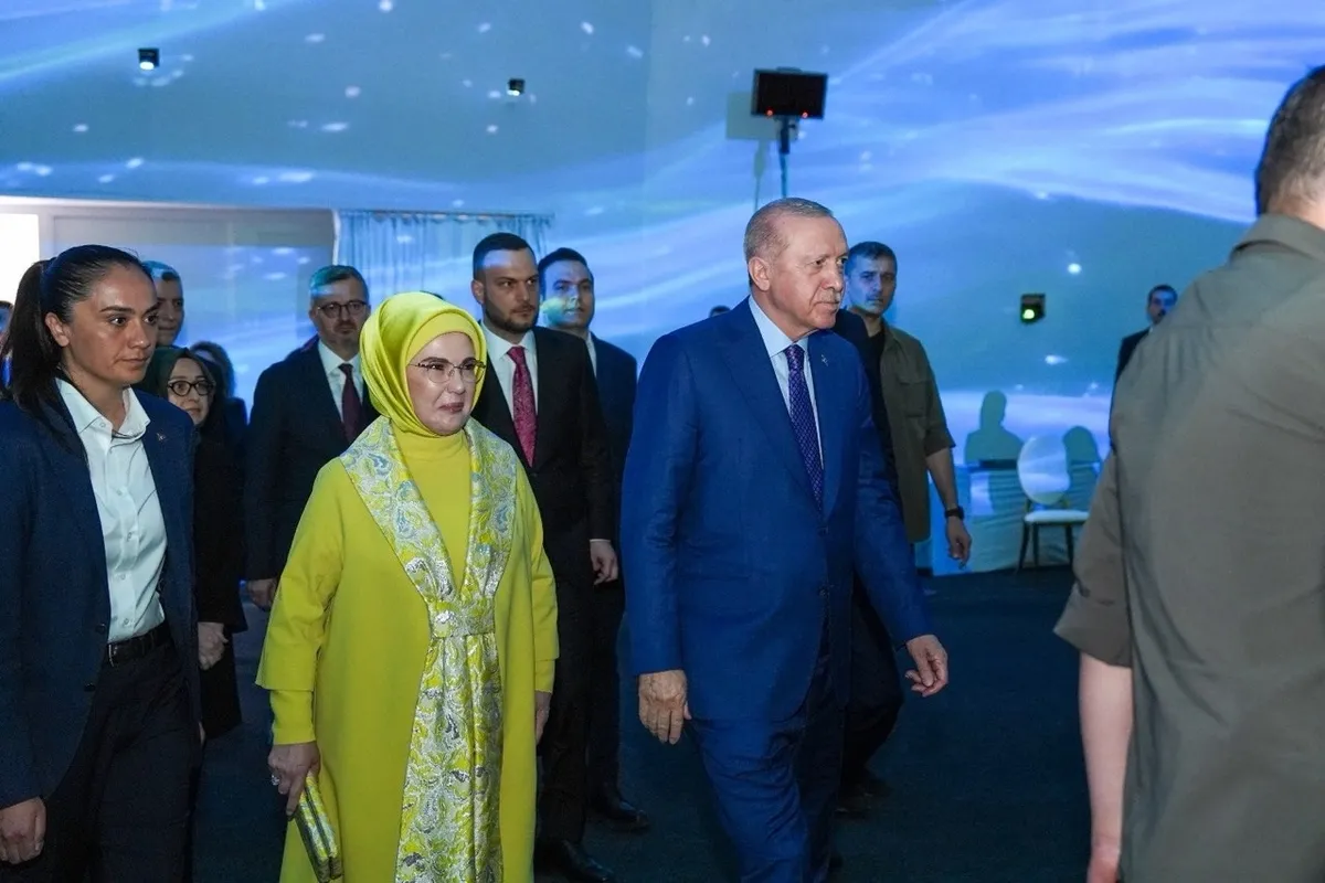baskan-recep-tayyip-erdogan-sifir-atik-forumunun-kapanis-galasina-katilacak-1780856161767.jpeg Türkiye’den dünyaya çevre hamlesi: Başkan Erdoğan Sıfır Atık Forumu'nun önemini anlattı-6